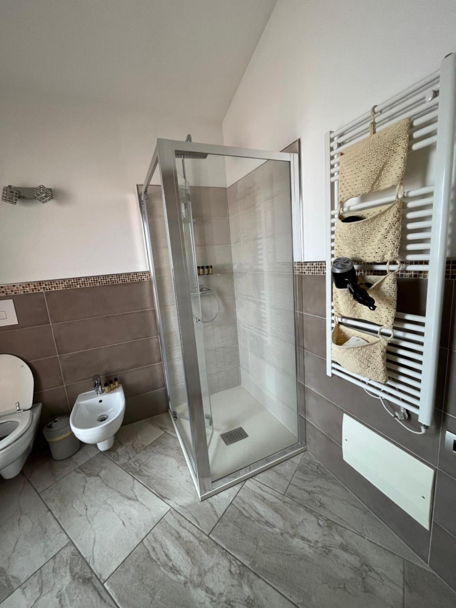 B&B Florian San Teodoro  Buitenkant foto